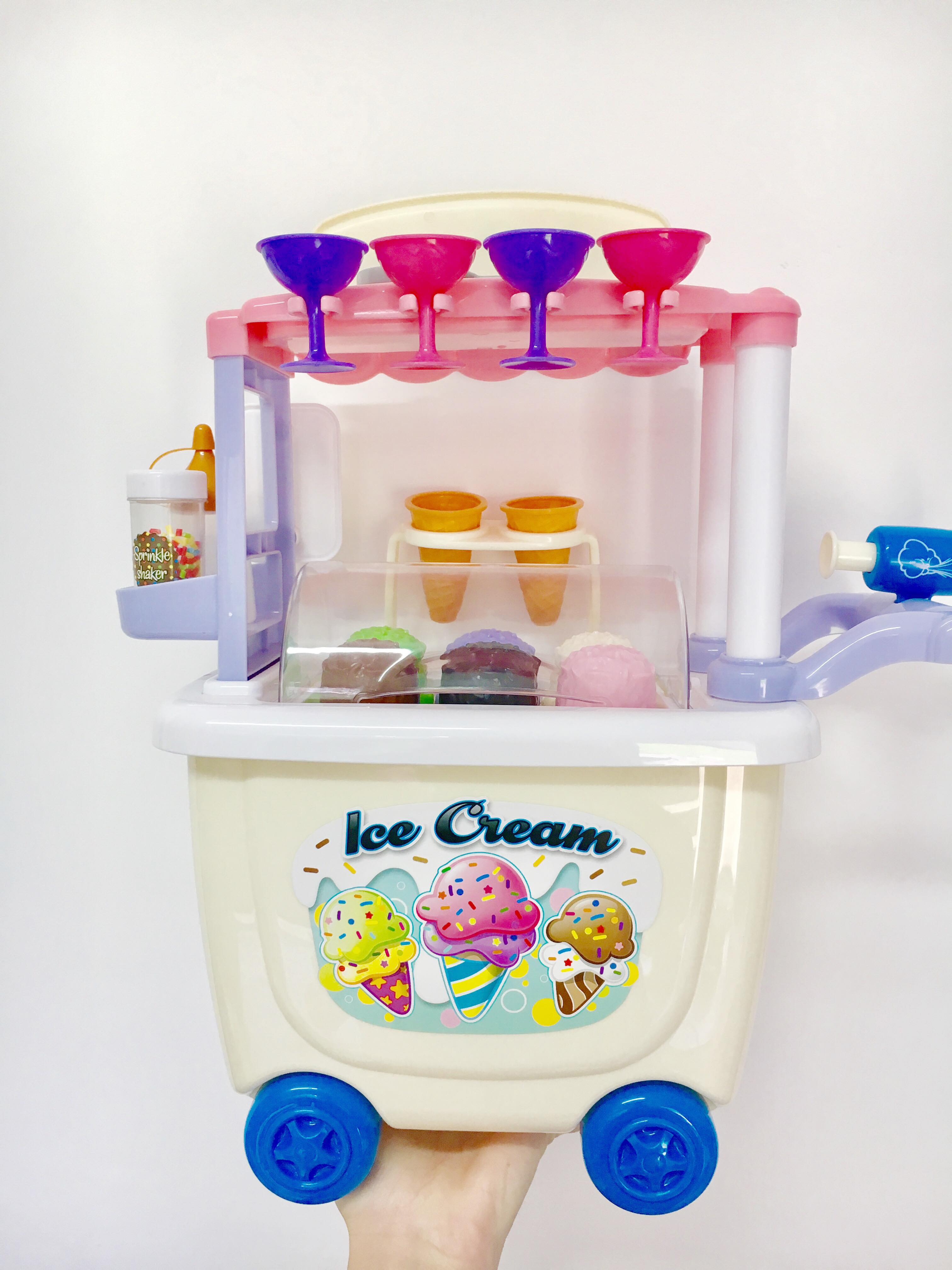 40592949_296997591087853_8943776563602653184_n